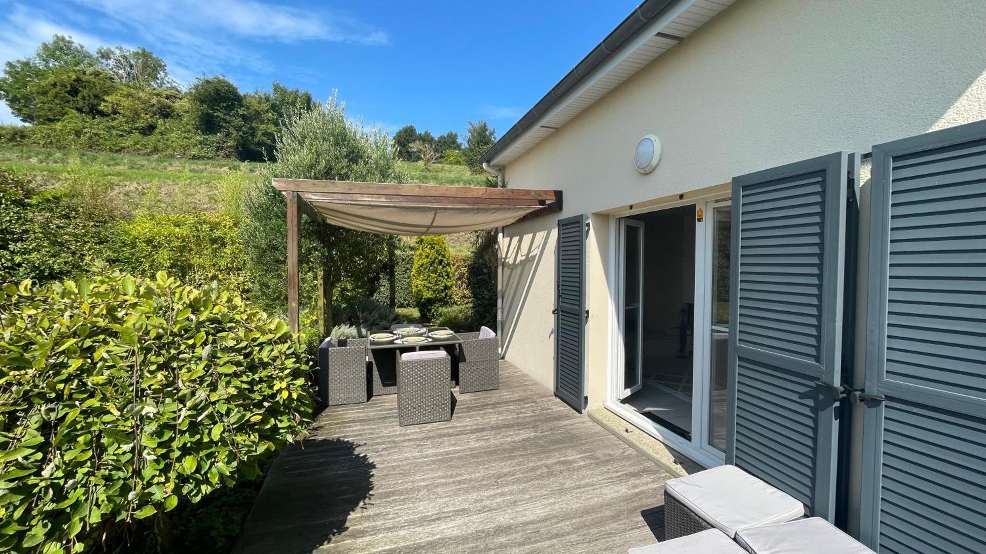 Maison Calme Et Cosy A Port-En-Bessin Pres Du Golf Et De La Mer Exterior foto