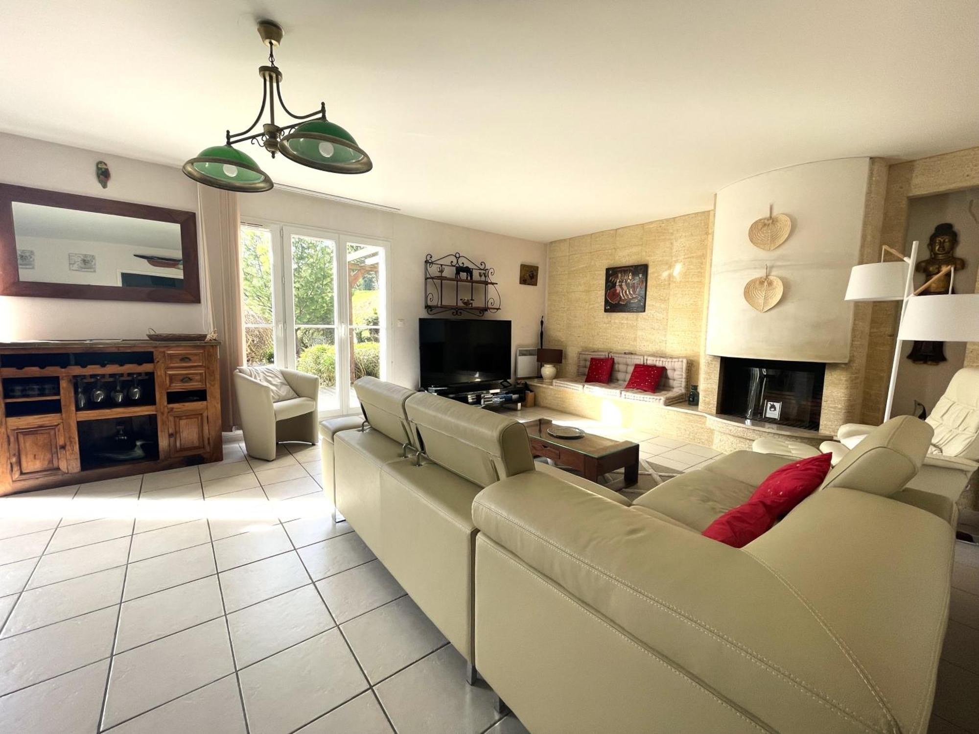 Maison Calme Et Cosy A Port-En-Bessin Pres Du Golf Et De La Mer Exterior foto