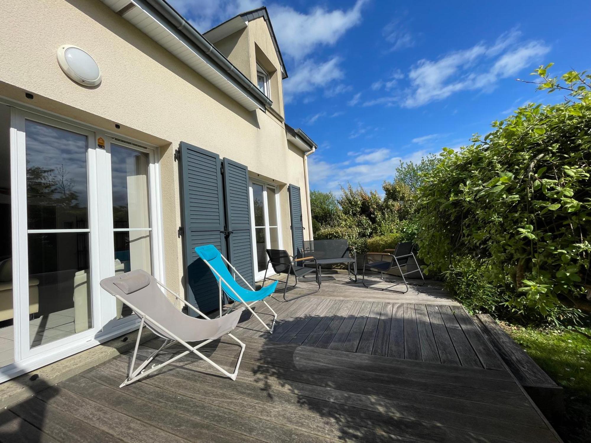 Maison Calme Et Cosy A Port-En-Bessin Pres Du Golf Et De La Mer Exterior foto